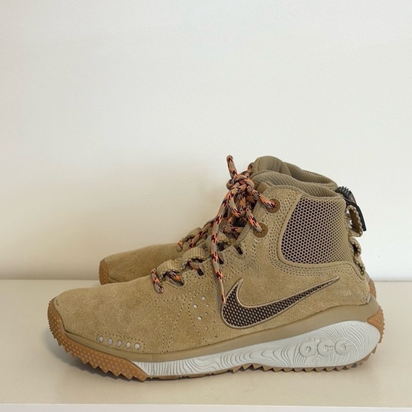 Nike ACG Angels Rest 'Light Bone' hiking shoe , sz 6M or 7.5 W - Picture 3 of 10